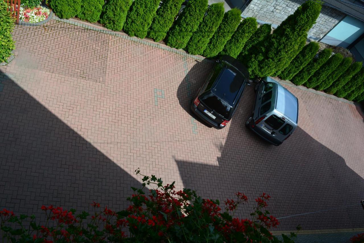 Dw Basia Pokoje I Apartament Bialka Tatrzanska Luaran gambar